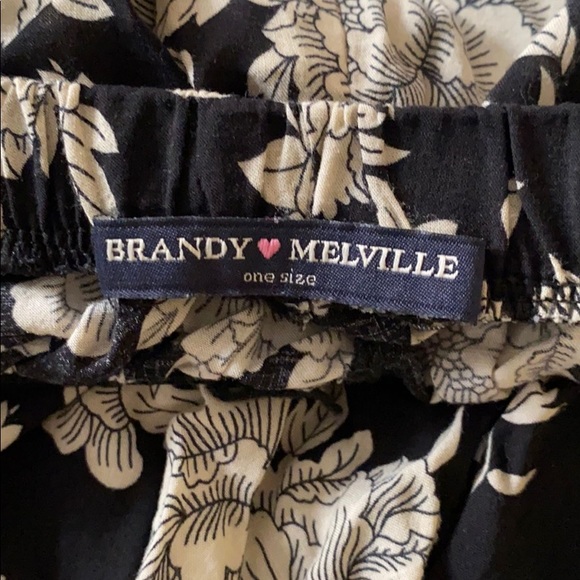 Brandy Melville floral cozy shorts - Picture 3 of 3